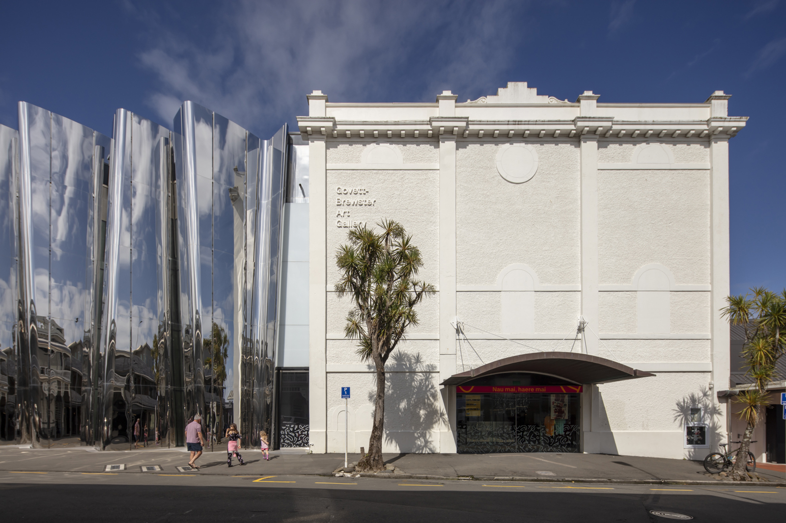 govett brewster art gallery