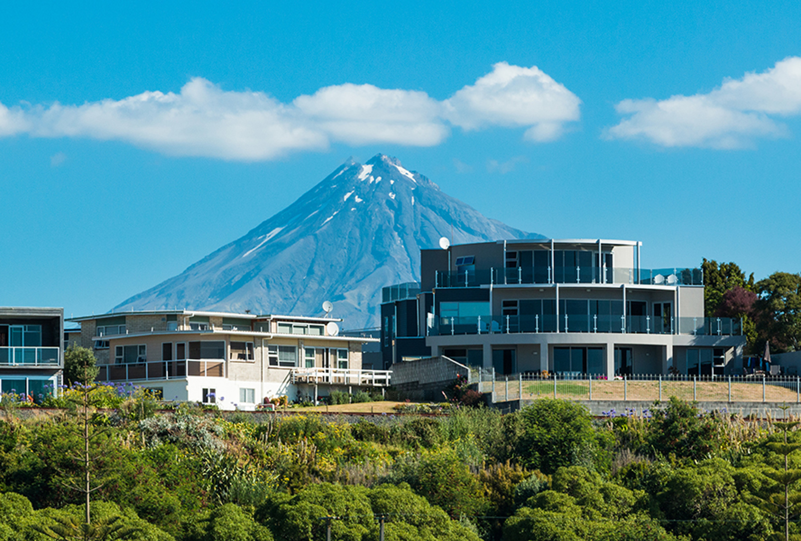 Mountain Taranaki and houses